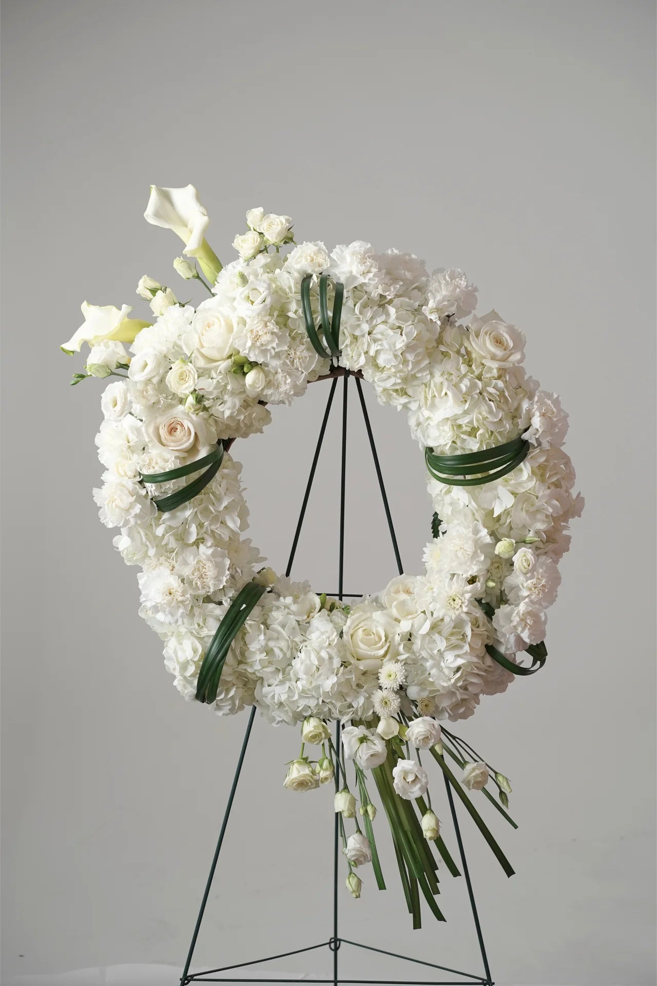White Funeral Flowers Circle Wreath