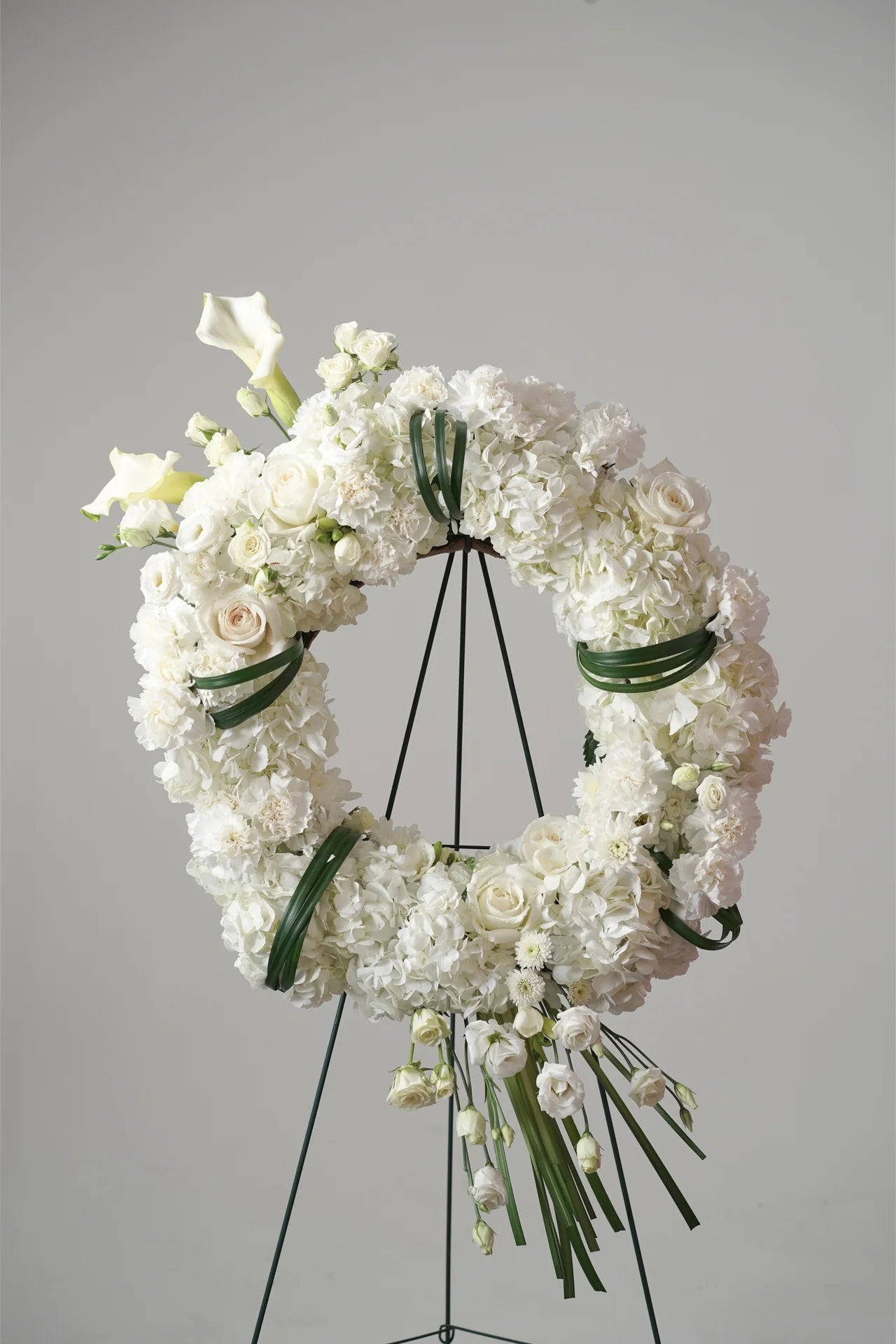 White Funeral Flowers Circle Wreath